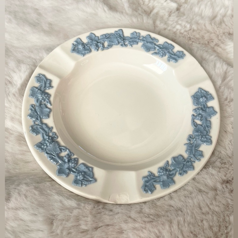 WEDGWOOD ashtray,